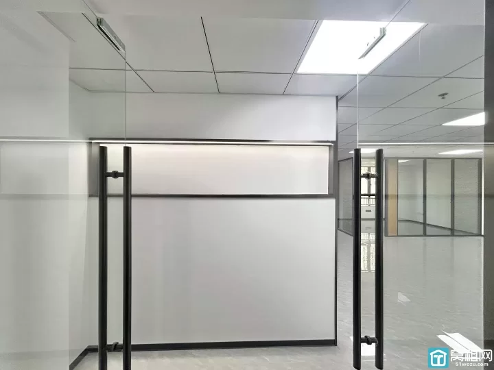 宁波海曙区高校归谷园111平，全新精装，一隔间，独立空调出租