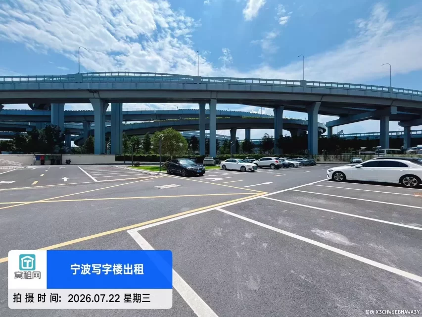 海曙区高校归谷停车收费多少？