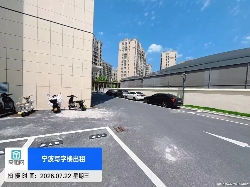 海曙区高校归谷停车收费多少？