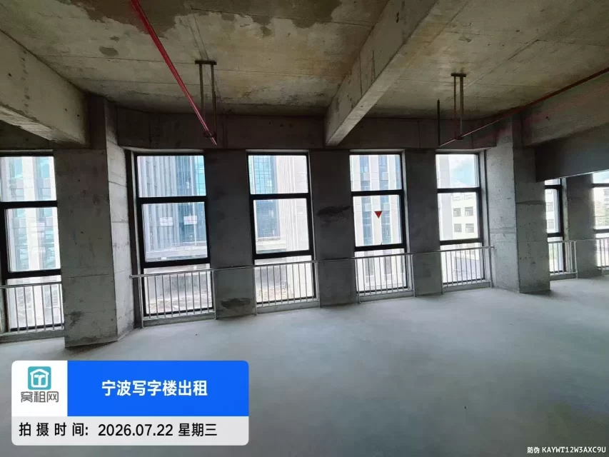 宁波古林崇和科技园厂房整层1500平米出租全新大楼