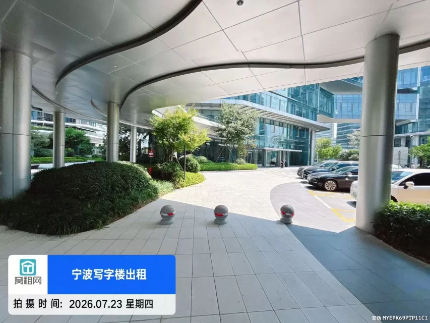 物产城投大厦停车包月收费多少？