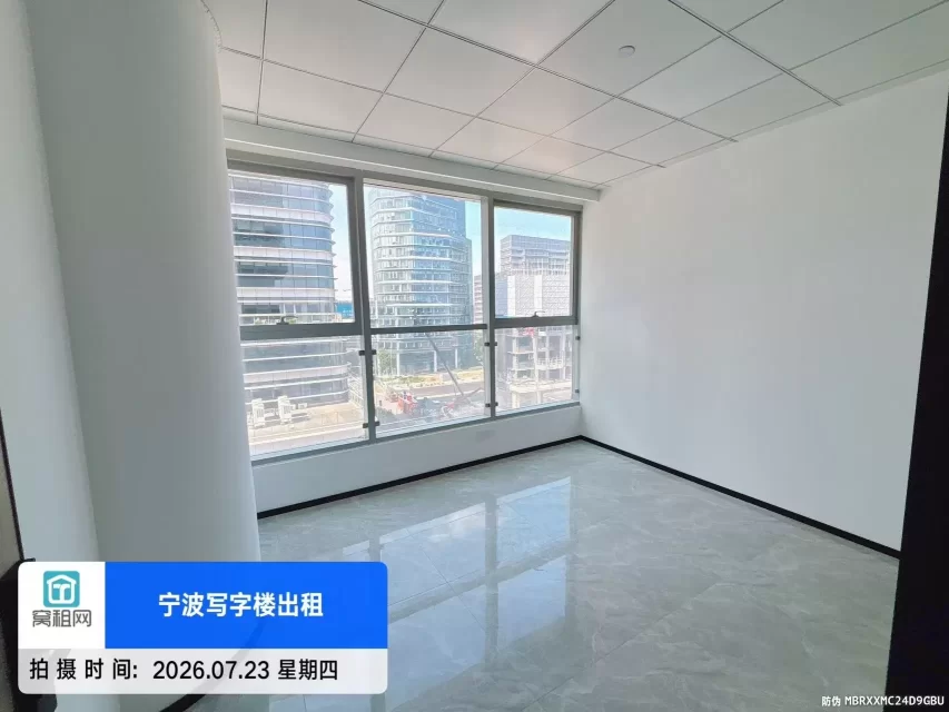 宁波OPC办公室有窗户1600元一个月可以注册配置办公家具