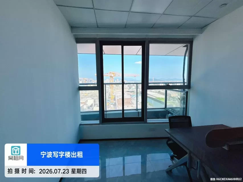浙江创新中心35平米小面积配置办公家具拎包入住1616元一个月租金