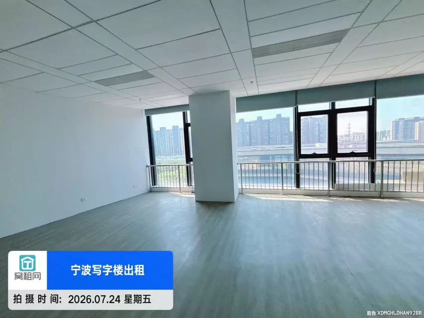 宁波江北万达广场附近性价比高得房率高272.93平米朝南办公室出租