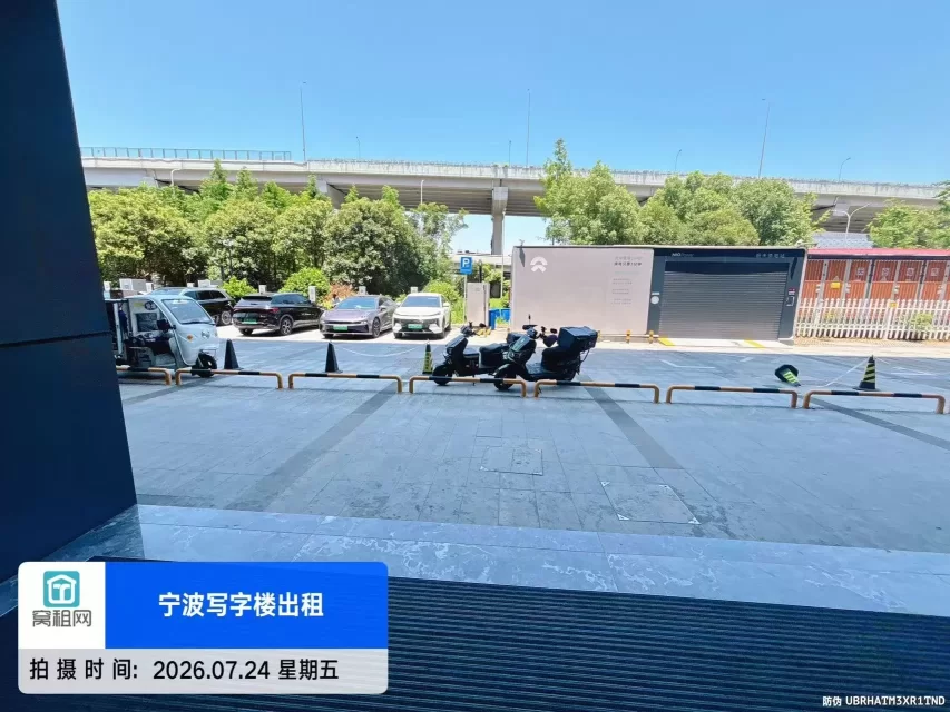 宁波中体城芯锐中心(图15) 宁波中体城芯锐中心(图15)