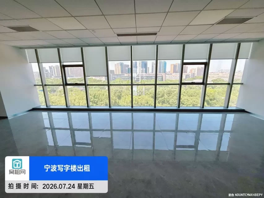 宁波高新区斯达远东大厦155平米朝南办公室落地窗出租