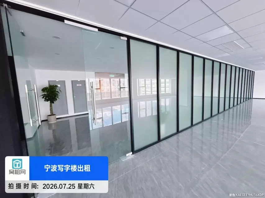 宁波集士港性价比办公楼251平米精装修朝南租金6200元出租