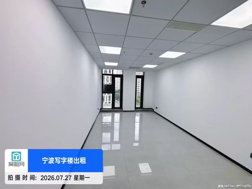 宁波江北区大剧院6号线和7号线出口北岸财富中心出租55平米2600元
