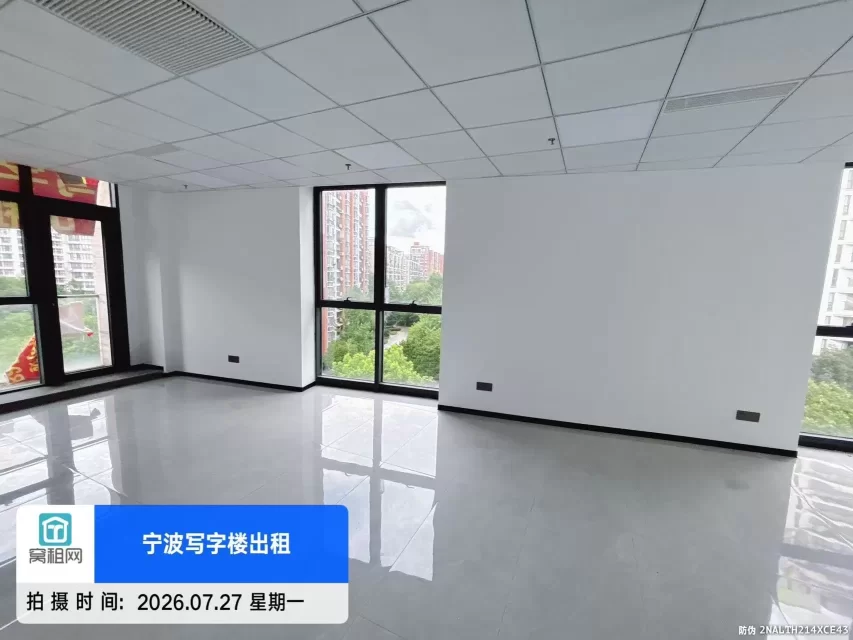 宁波6号线7号线地铁口北岸财富中心大厦85平米精装修4000元一个月
