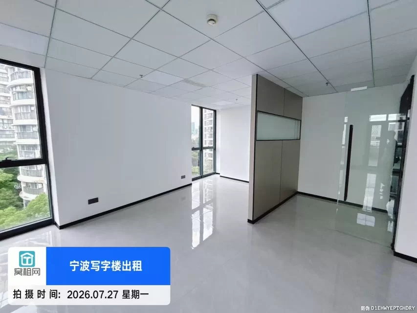 宁波6号线7号线地铁口北岸财富中心大厦85平米精装修4000元一个月