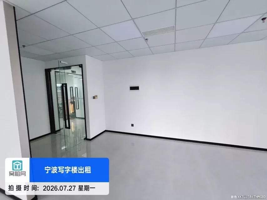 宁波6号线7号线地铁口北岸财富中心大厦85平米精装修4000元一个月