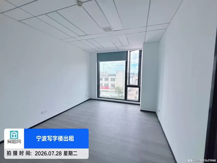 宁波姜山地铁口500米山河大厦35平米朝北精装修出租1757元/月