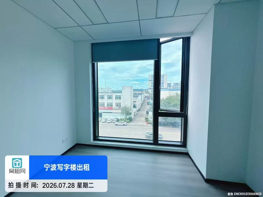 宁波姜山地铁口500米山河大厦35平米朝北精装修出租1757元/月