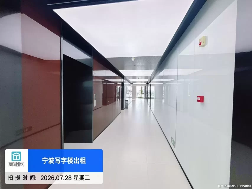 宁波鄞州区姜山地铁口山河大厦658平米东南朝向精装修办公室出租
