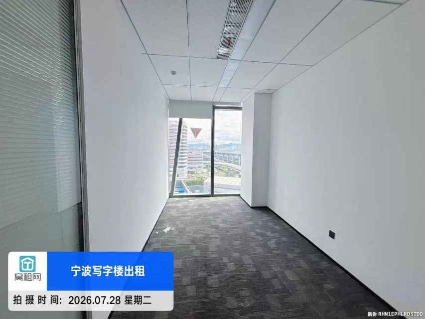 宁波3号线方桥地铁口金茂大厦160平米精装修办公室出租东南朝向