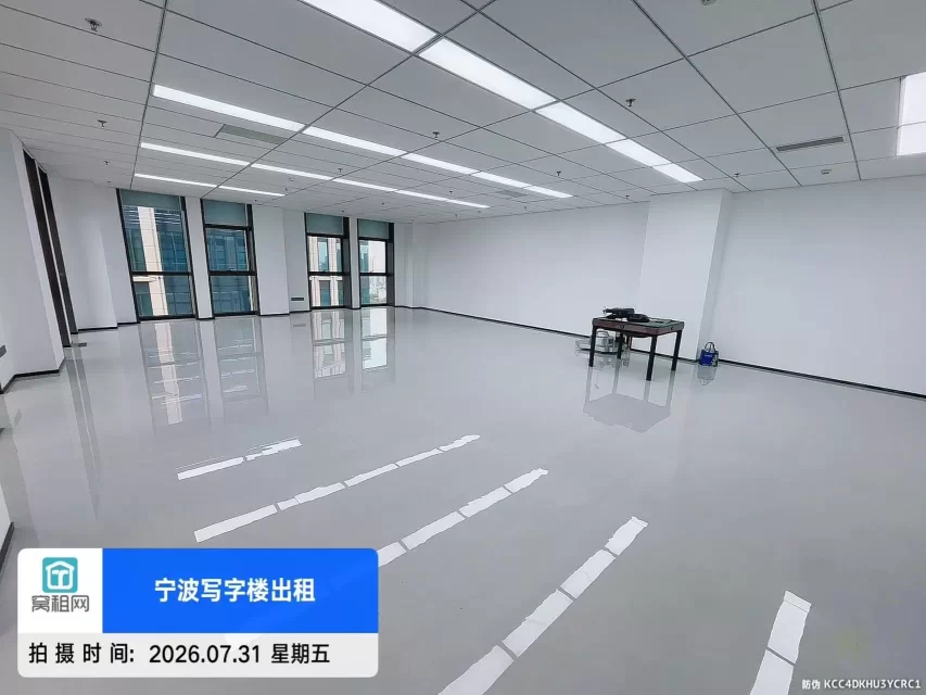宁波4号线兴宁桥站附近数字港航大厦出租181平米大通间出租1.9元