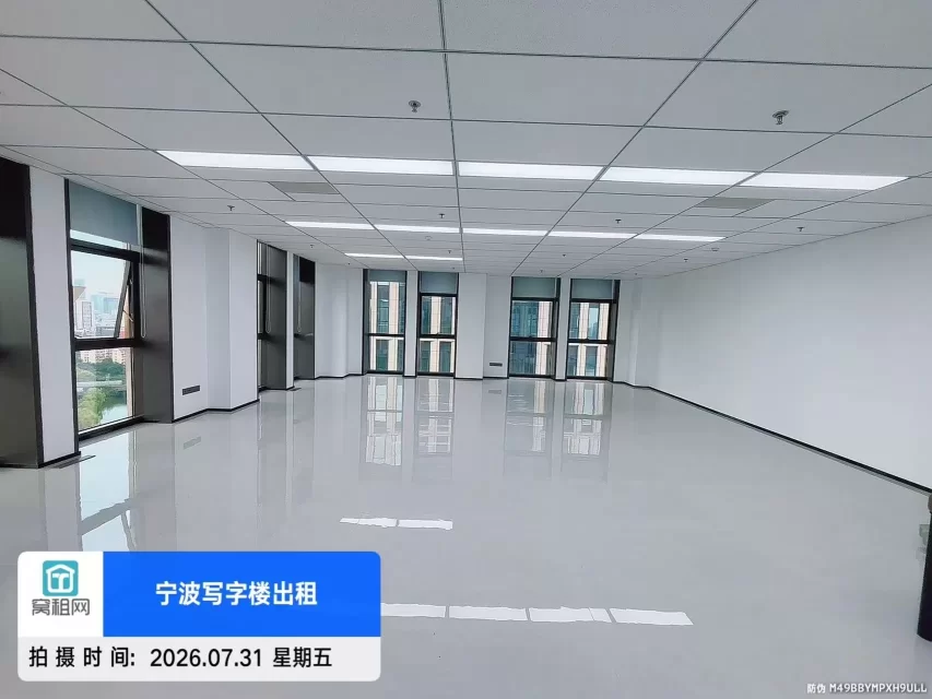 宁波4号线兴宁桥站附近数字港航大厦出租181平米大通间出租1.9元