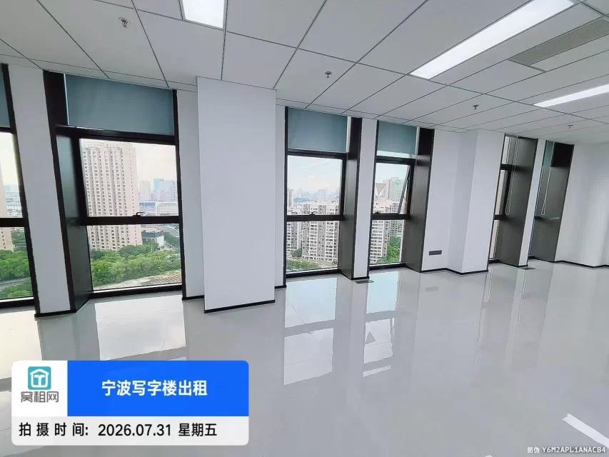 宁波4号线兴宁桥站附近数字港航大厦出租181平米大通间出租1.9元