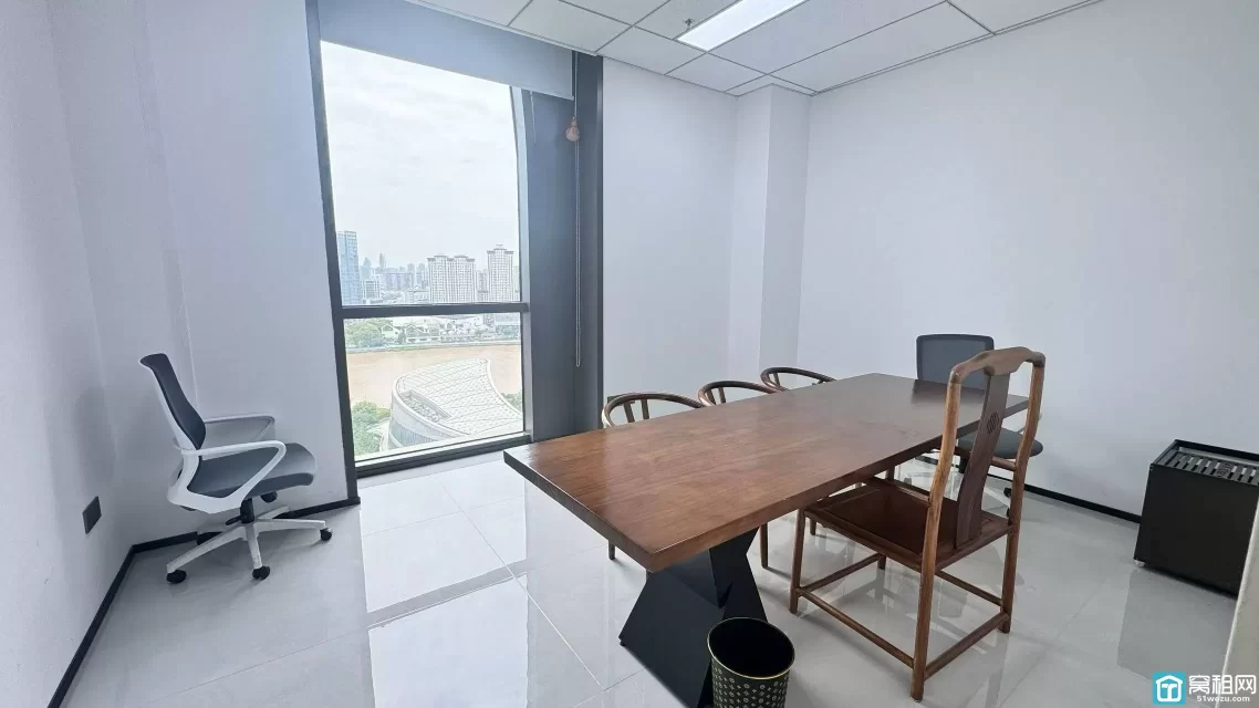 宁波数字港航中心226.42平，精装三个隔间，可看江景