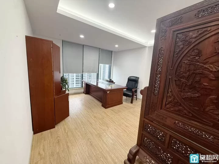 宁波潘火街道和荣大厦272平方，单价1.66元/平方/天，租金164600元