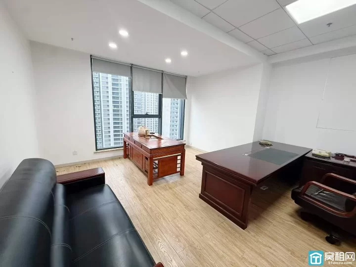 宁波潘火街道和荣大厦272平方，单价1.66元/平方/天，租金164600元