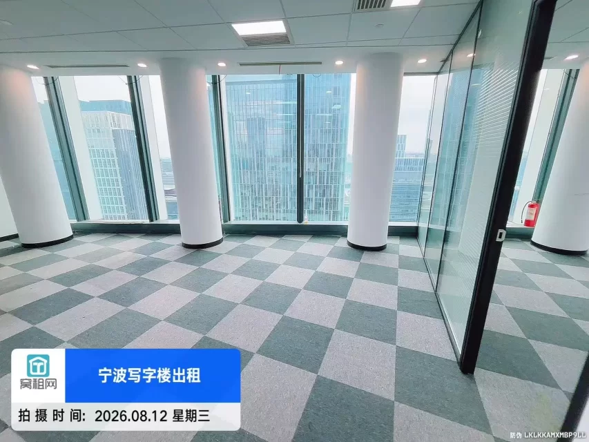 宁波地标东部新城中银大厦招租114方办公室特价1.4元