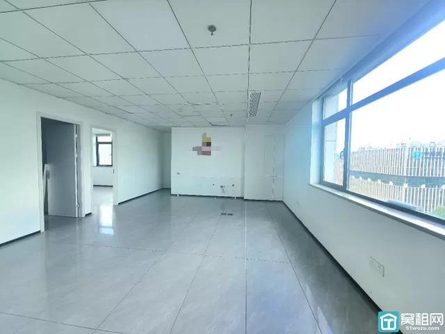 宁波新府银座3号楼精装366平东南朝向办公室出租带上下水源