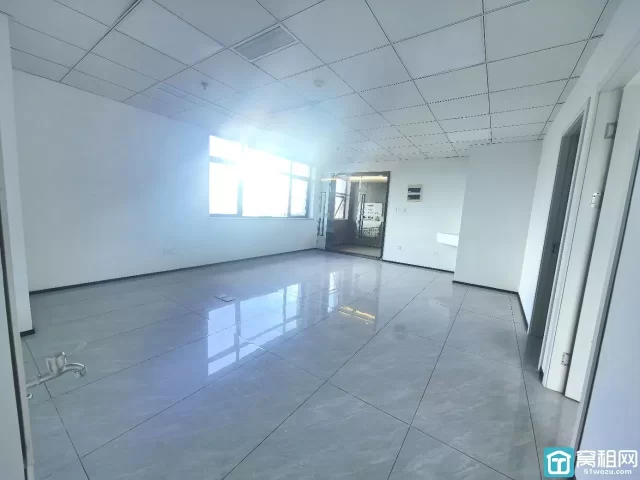宁波新府银座3号楼精装366平东南朝向办公室出租带上下水源