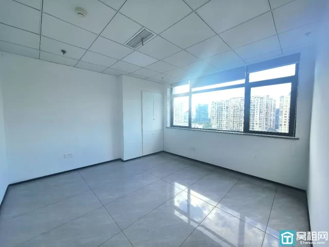 宁波新府银座3号楼精装366平东南朝向办公室出租带上下水源