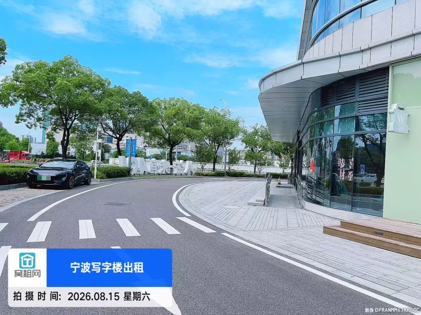 未有401大厦停车收费(图2) 未有401大厦停车收费(图2)