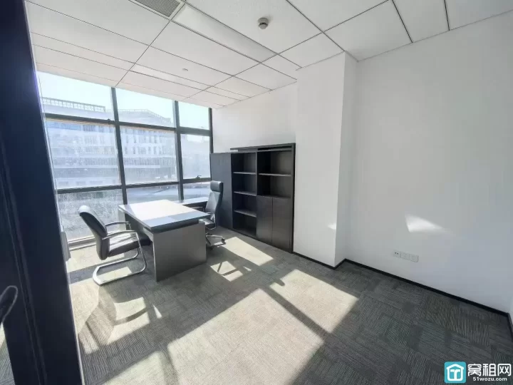 宁波凯德启望｜212㎡精装写字楼全景落地窗采光拉满带家具出租
