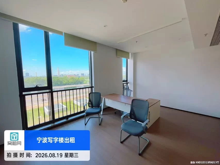 宁波北仑地铁6号线出来数字科创中心出租面积111.11平米单价0.8元