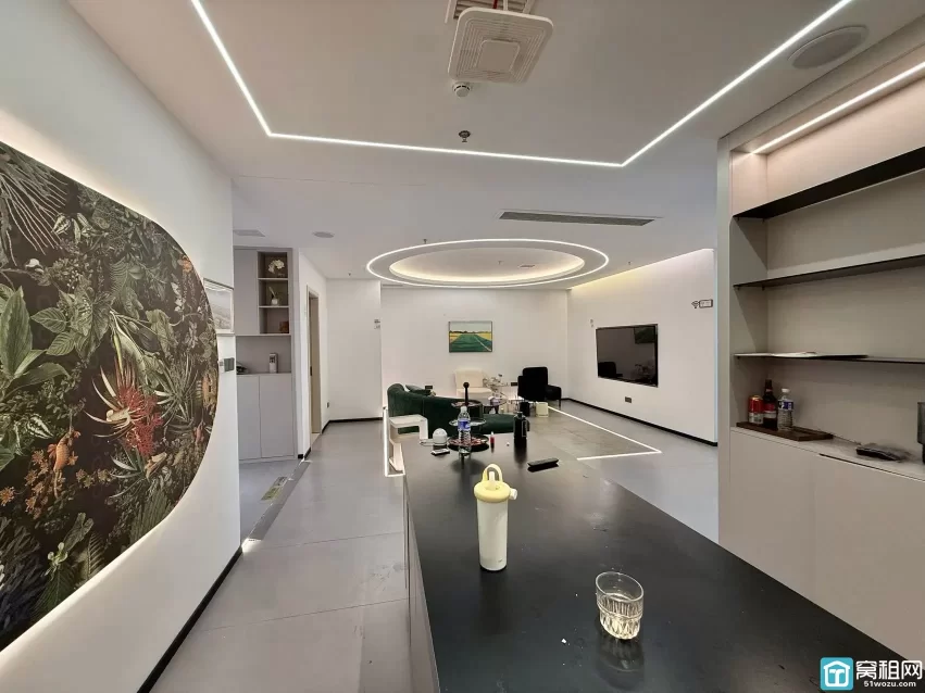 宁波市江北区万象城星湖湾266平高楼层，视野好，豪华美容装修