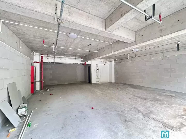 宁波海曙区高校归谷园区沿街店铺81平出租
