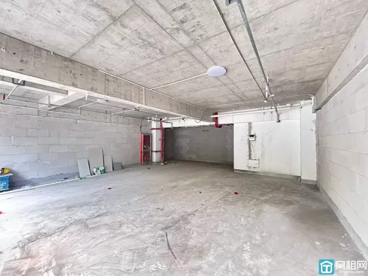 宁波海曙区高校归谷园区沿街店铺81平出租