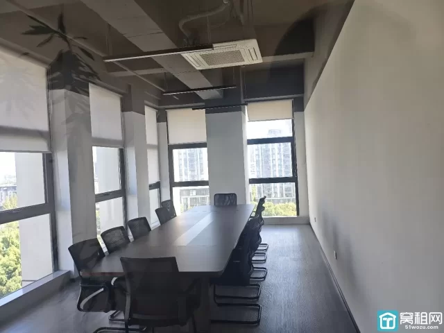 东部新城 东轩大厦整层1275平得房率72%办公室出租