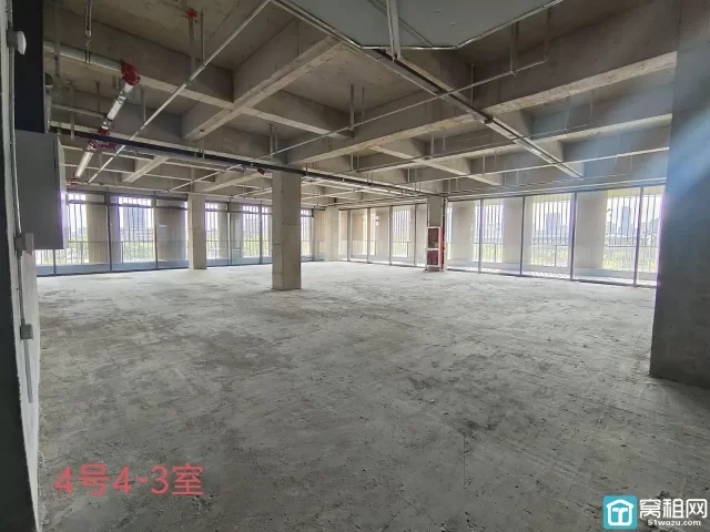 宁波鄞州区世纪东方广场对面月明路江盈府，总面积1958平方出租