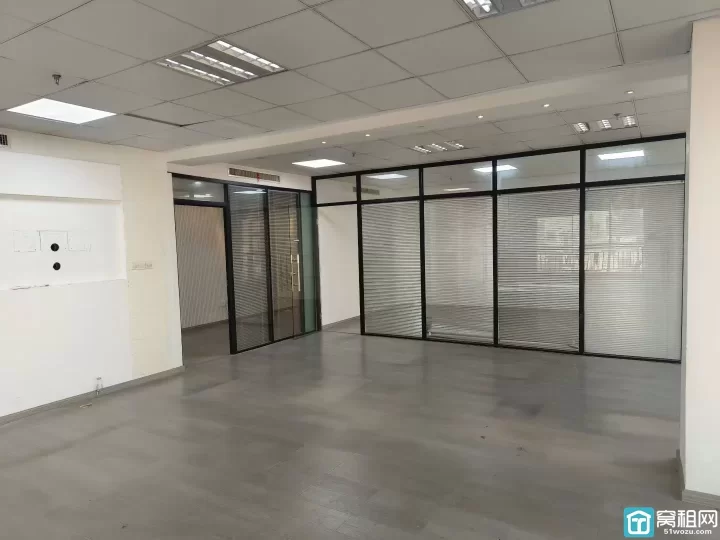 宁波环城西路联南社区东大门对面金都国际出租185平办公室价格6900元/月