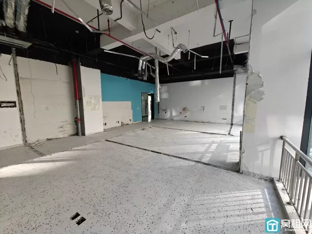 宁波镇海萌恒大厦150平毛坯大通间低楼层可做教培7300元/月出租
