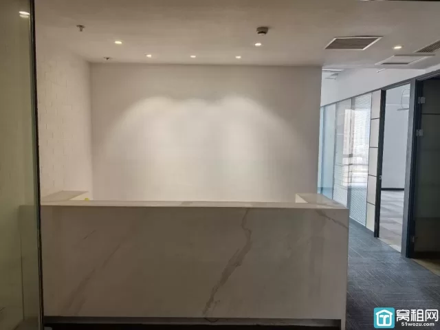 宁波高铁站步行5分钟月湖金汇大厦530.82平写字楼招租，精装修带双开移门
