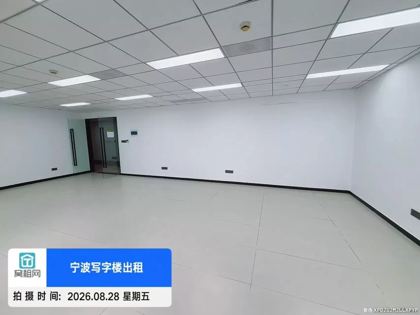 宁波鄞州区百丈路附近天润大厦110平米精装修办公室出租5300元