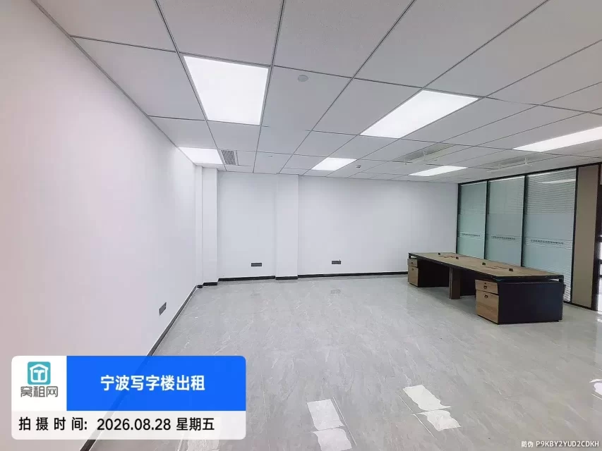 宁波天润商座C座136平米月租金6000元一个月朝向办公室