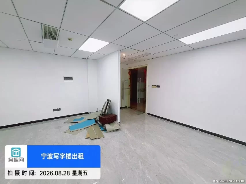 宁波天润商座C座136平米月租金6000元一个月朝向办公室