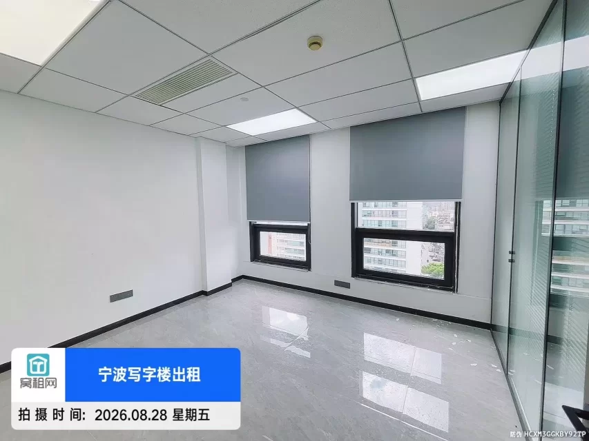 宁波天润商座C座136平米月租金6000元一个月朝向办公室