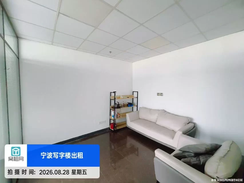 宁波天润商座大厦招租全新装修97平米精装修办公室朝东月租金4200元/月