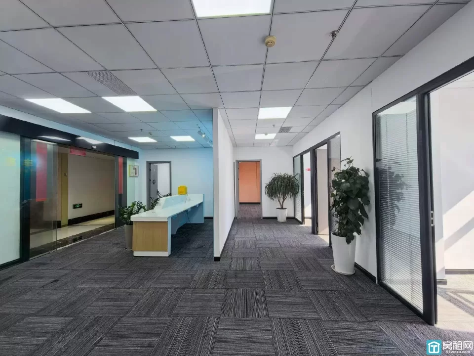 宁波万豪酒店对面和创大厦428㎡｜精装现房办公室招租