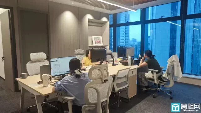 宁波新世纪宁铸中心240平米精装修办公室招租