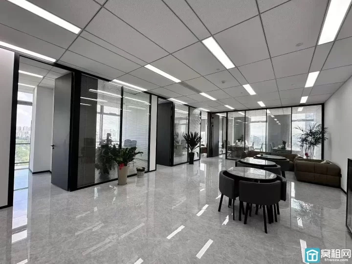 宁波鄞州区中国铁建大厦 240平 双面采光 带家具写字楼出租