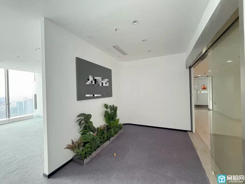 宁波地铁1号线5号线海晏北路A出口金融硅谷主楼面积：151.84m² 招租