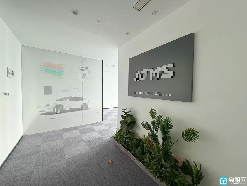 宁波地铁1号线5号线海晏北路A出口金融硅谷主楼面积：151.84m² 招租